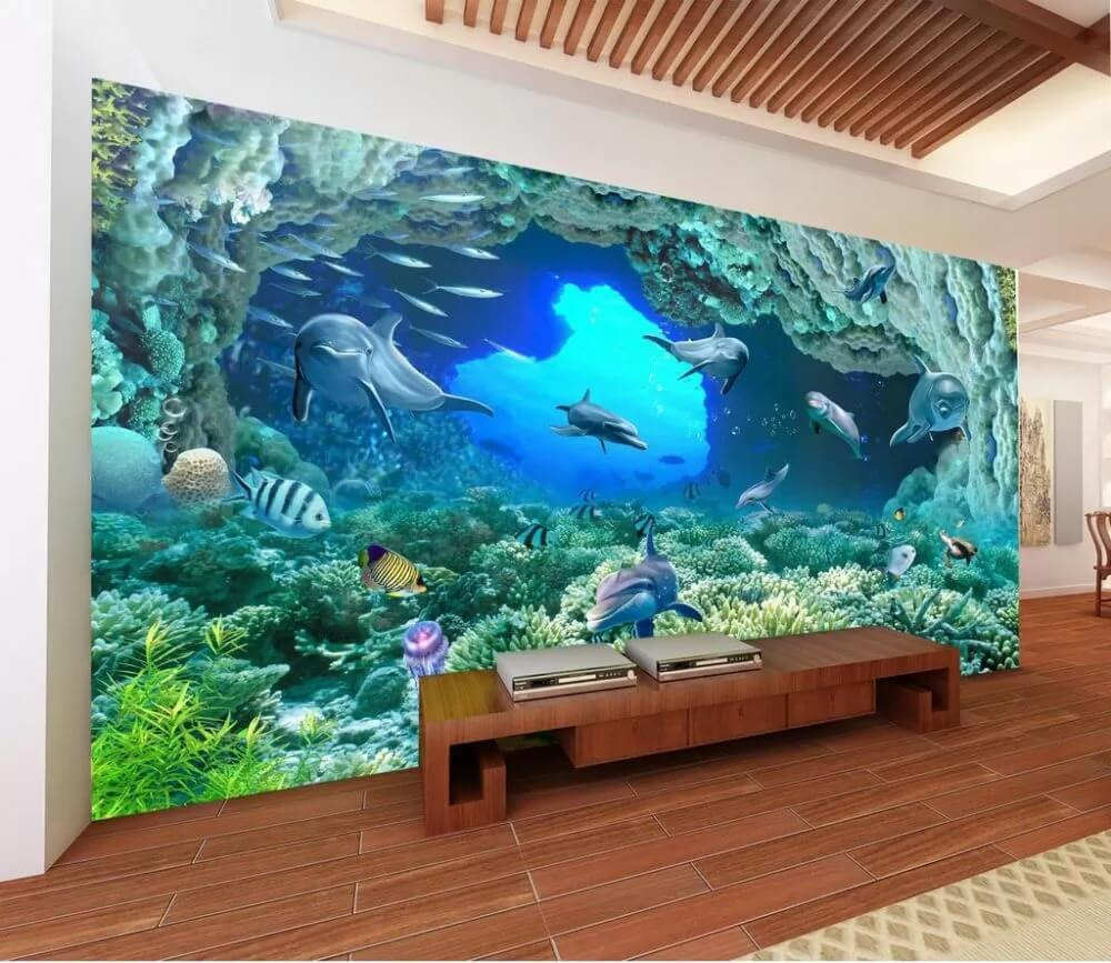 Golfinhos sob o coral num interior