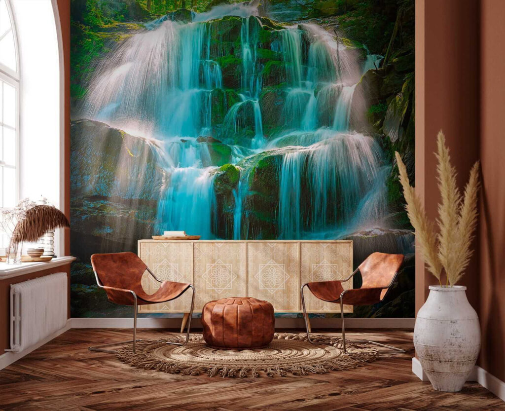 Cascata sobre rochas musgosas — interior 8