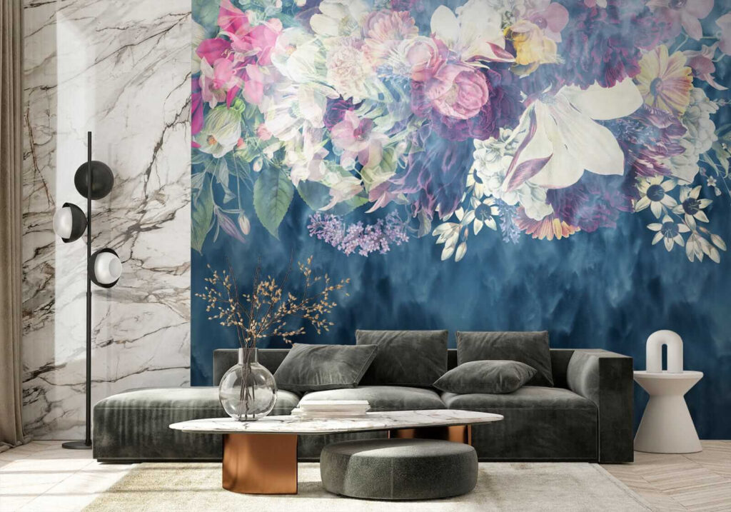 Flores sobre pinceladas azul-escuras — interior 5