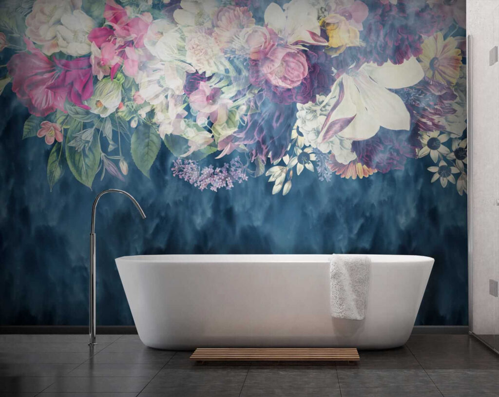 Flores sobre pinceladas azul-escuras — interior 9
