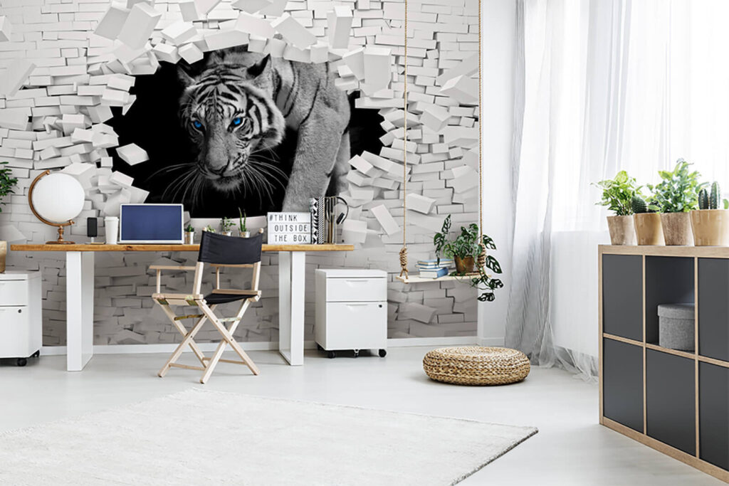 Tigre branco entre tijolos — interior 1