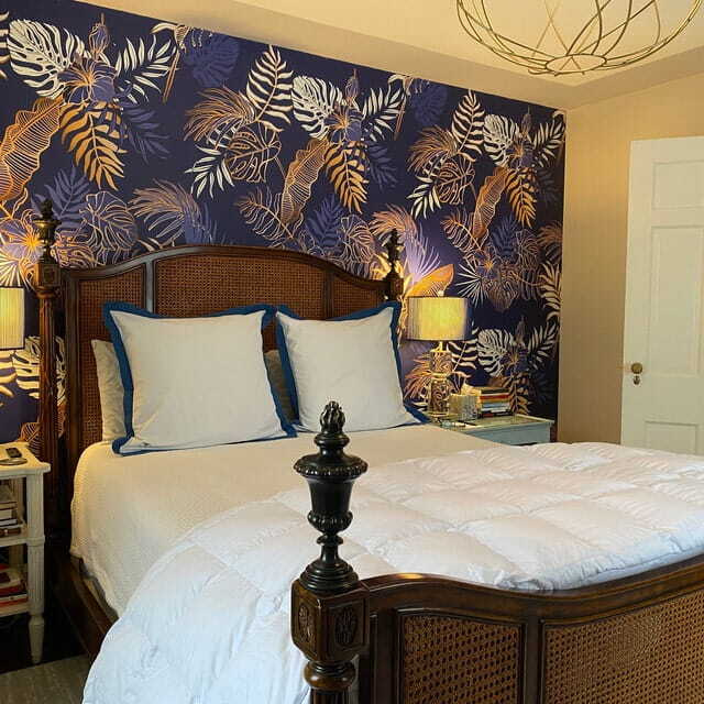 Ramos tropicais em azul-real — interior 3