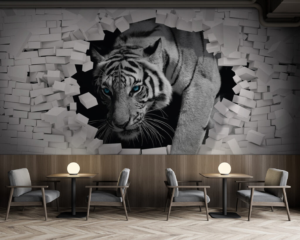 Tigre irrompe da parede num interior