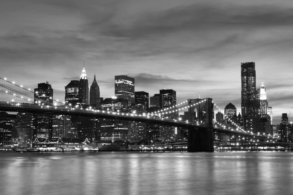 Ponte suspensa, cidade noturna — design completo