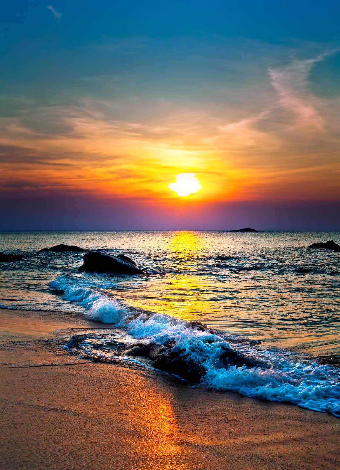 Sol amarelo na praia — design completo
