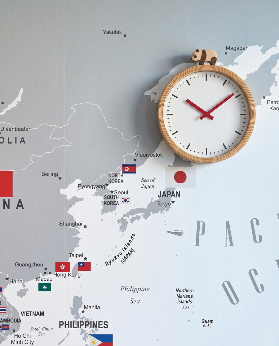 Mapa-mundo cheio de bandeirinhas — detalhe