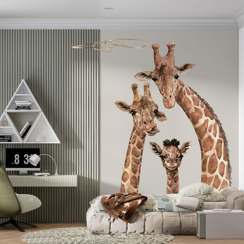 Três girafas a observar — interior 3