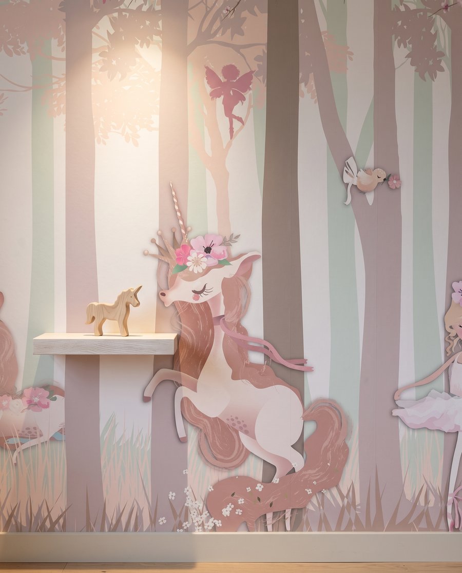 Unicórnios num bosque rosa — detalhe