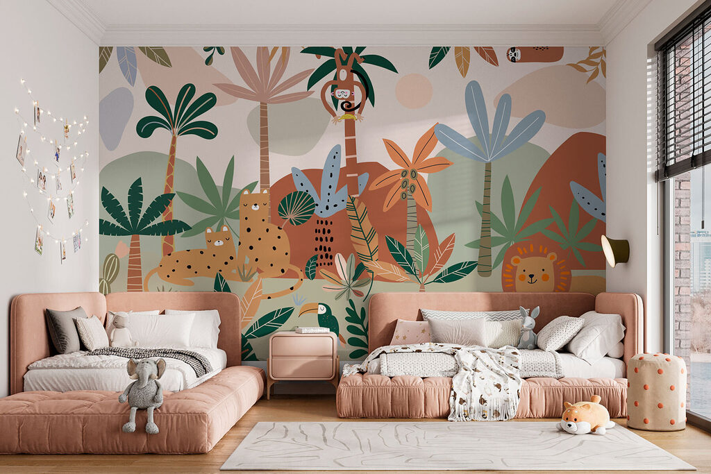 Selva com animais desenhados num interior