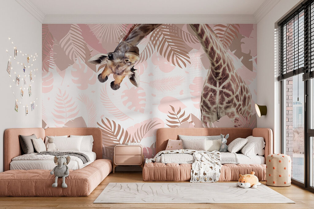 Girafa entre folhas tropicais — interior 1