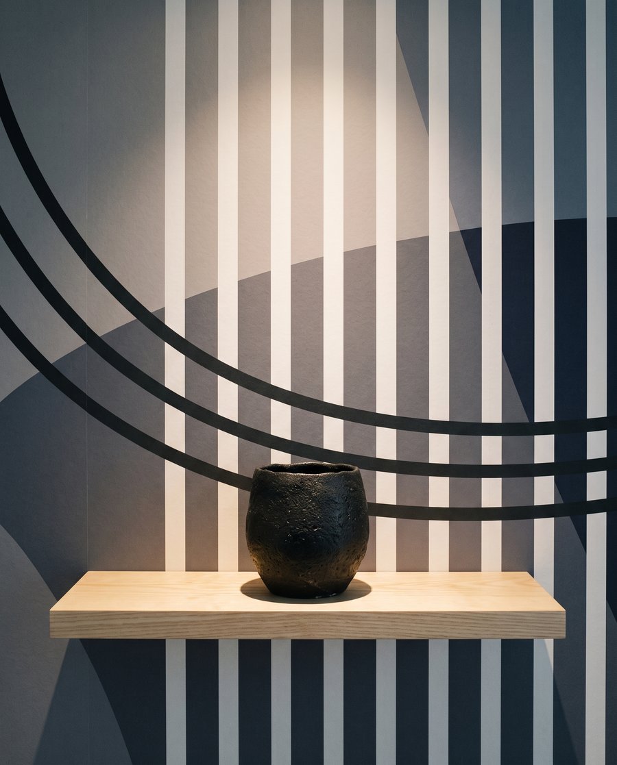 Formas curvas e riscas — detalhe